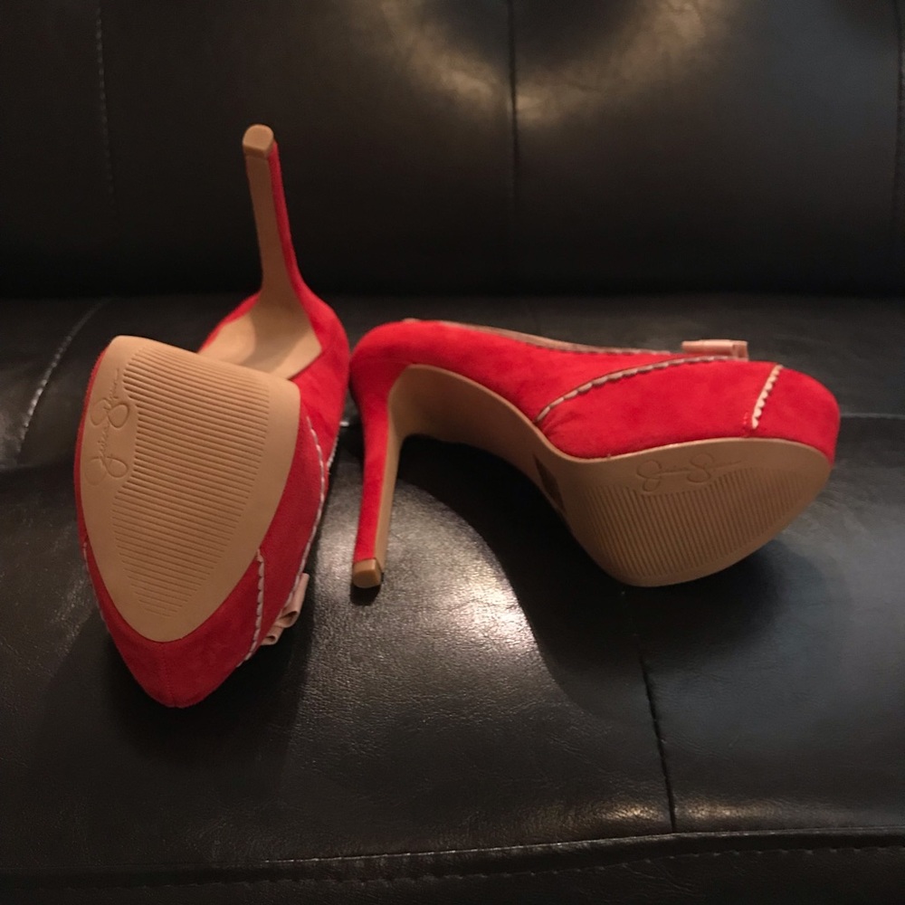 Jessica Simpson 👠 - Picture 2 of 6